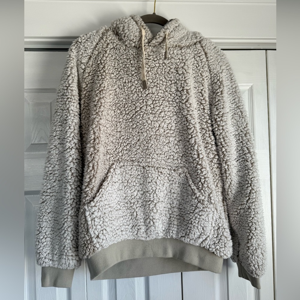 Thread & Supply. Hoodie, super fluffy and soft!